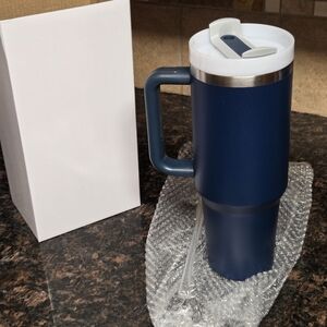 40 oz Insulated Tumbler with Handle & Straw – Navy Blue